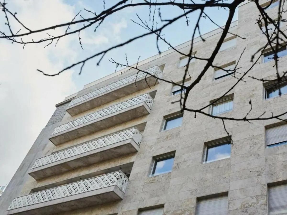 Palazzo Beltrade By Halldis Milan 0*,