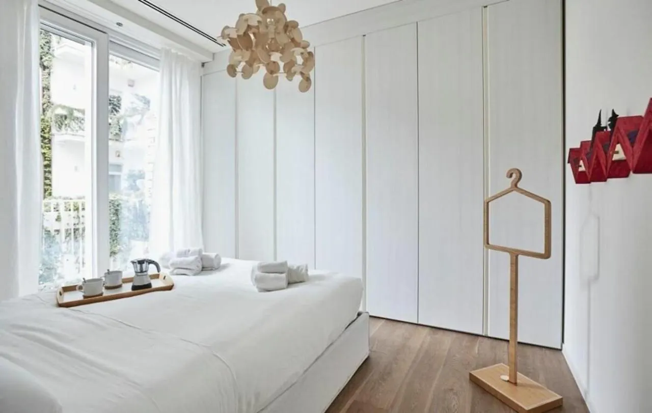 Palazzo Beltrade By Halldis Milan 0*,