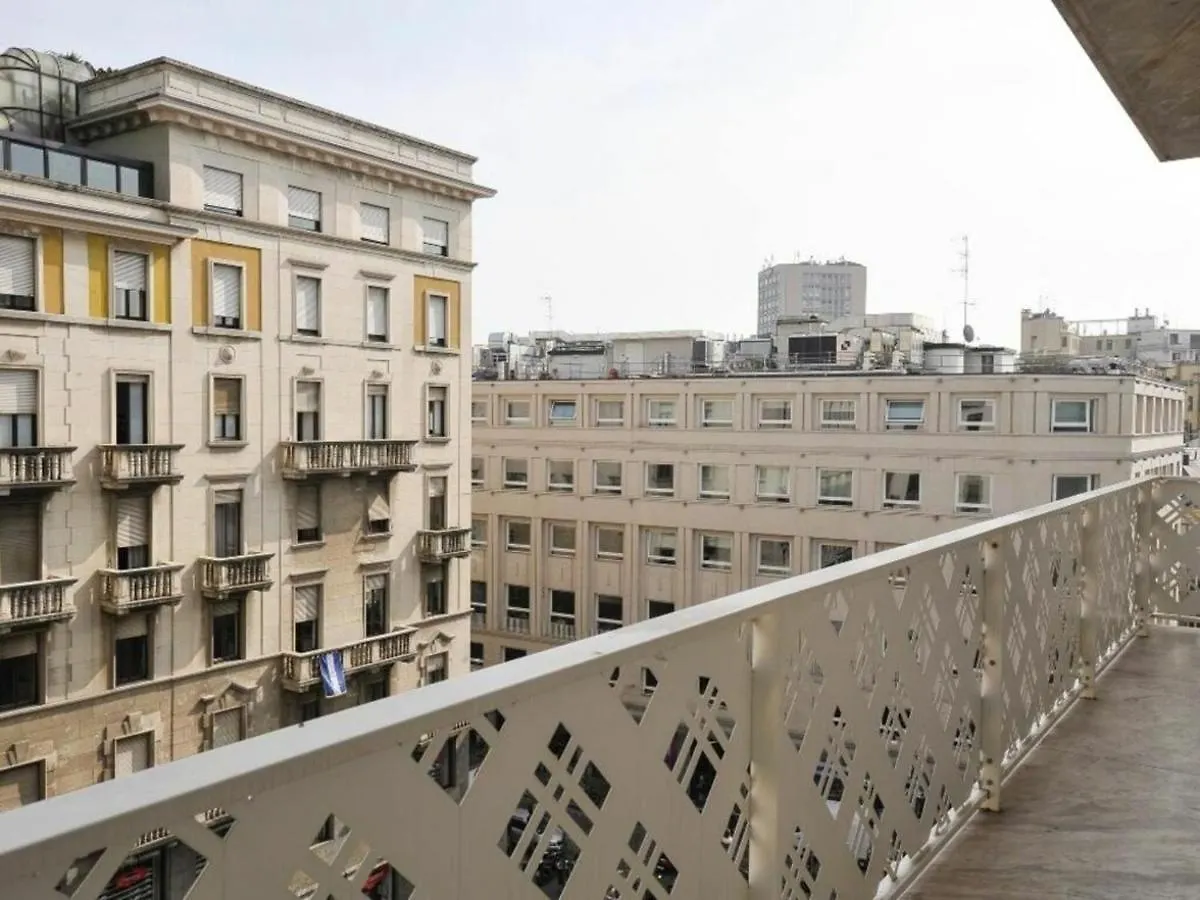 Palazzo Beltrade By Halldis Milan Apartment
