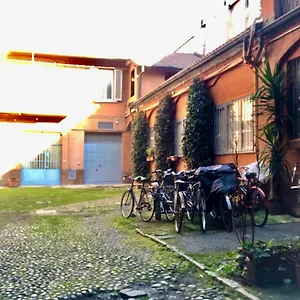 La Casa Sul Ballatoio Isola San Siro E Alcatraz Milan